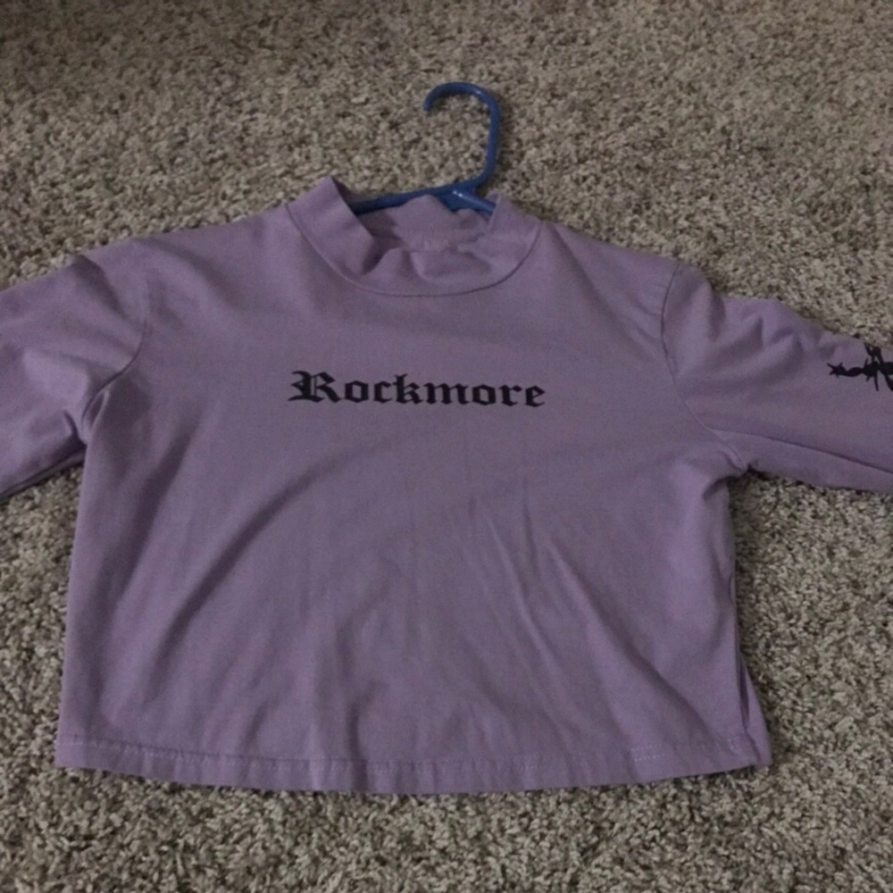 NEVER WORN CROP TOP